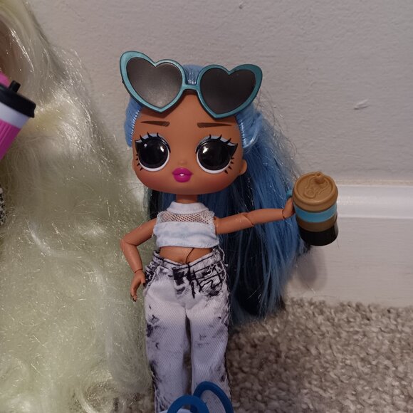 LOL Doll toy lot dolls shoes clothes accessories - Picture 3 of 16